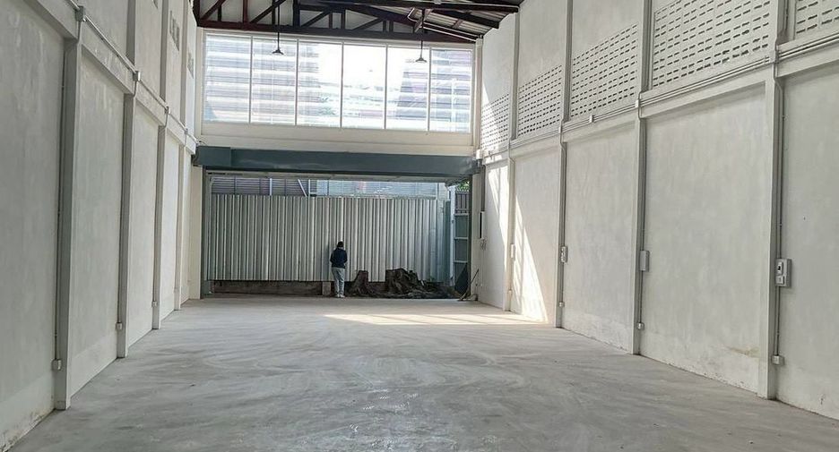 出租 仓库 在 Khlong Toei, 曼谷