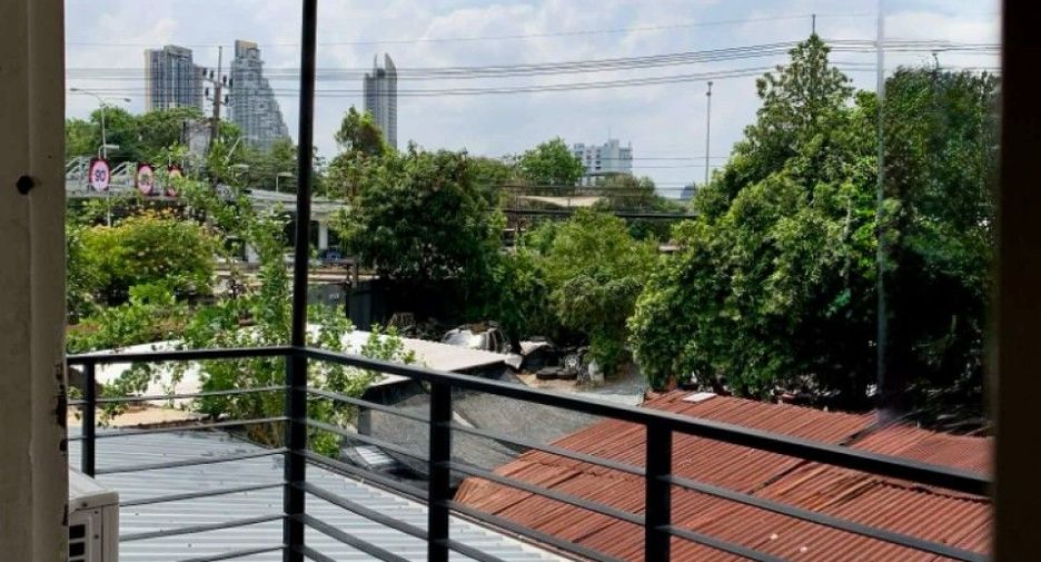 Haus zum Kauf mit 3 Zimmer in Mueang Nonthaburi, Nonthaburi