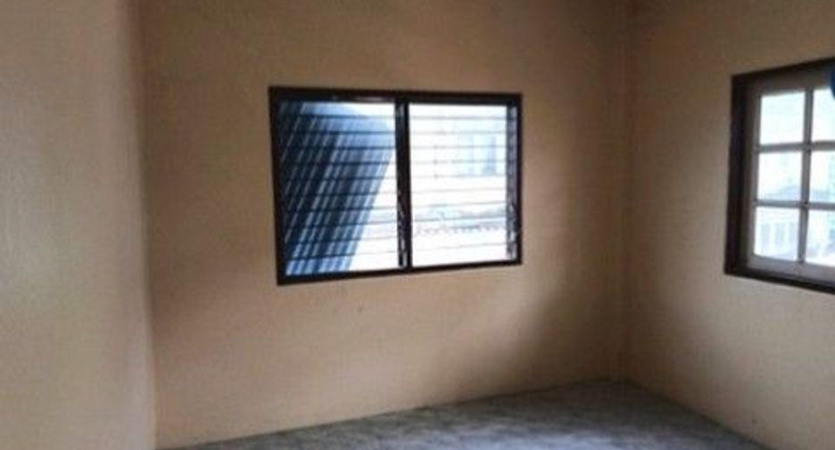 À vendre 1 chambre maison de ville à Khao Khitchakut, Chanthaburi