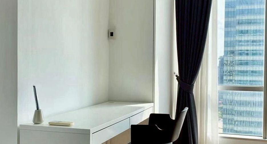 For rent 2 bedrooms condo in Sathon, Bangkok