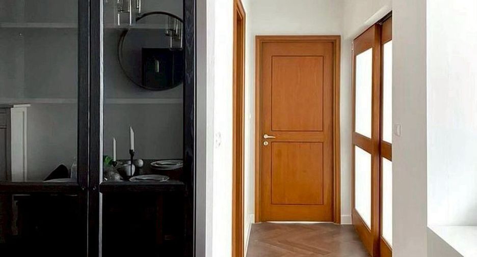 For rent 2 bedrooms condo in Sathon, Bangkok