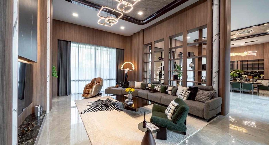 For sale 7 bedrooms villa in East Pattaya, Pattaya