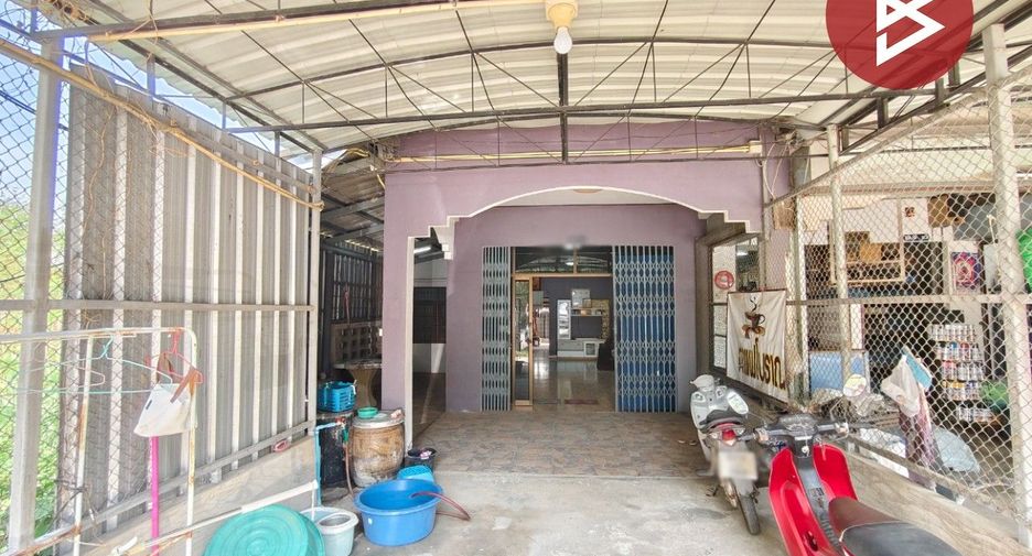 For sale 2 bedrooms townhouse in Tha Maka, Kanchanaburi
