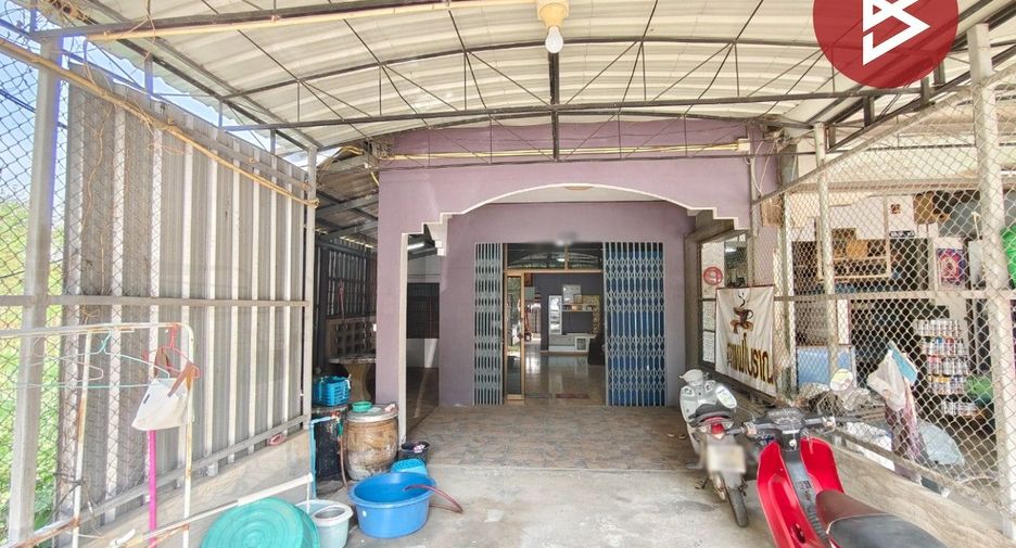 Casa adosada en venta de 2 habitaciones en Tha Maka, Kanchanaburi