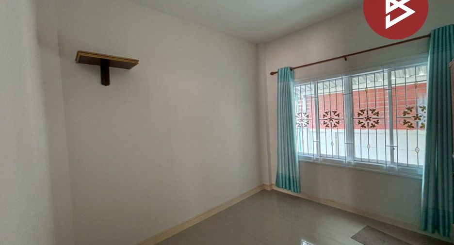 À vendre 2 chambres maison à Phan Thong, Chonburi