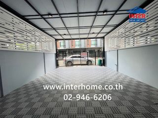 For sale 4 bedrooms townhouse in Lat Krabang, Bangkok