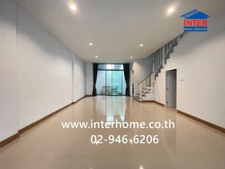 For sale 4 bedrooms townhouse in Lat Krabang, Bangkok