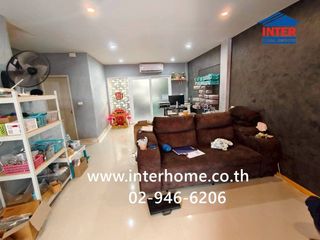 Reihenhaus zum Kauf mit 3 Zimmer in Krathum Baen, Samut Sakhon