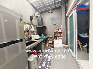 Reihenhaus zum Kauf mit 3 Zimmer in Krathum Baen, Samut Sakhon