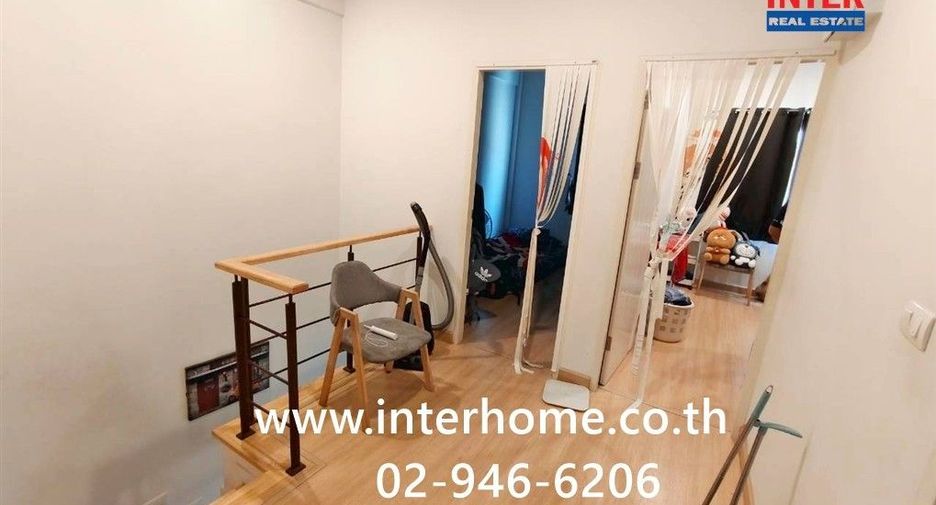 For sale 3 bedrooms townhouse in Krathum Baen, Samut Sakhon