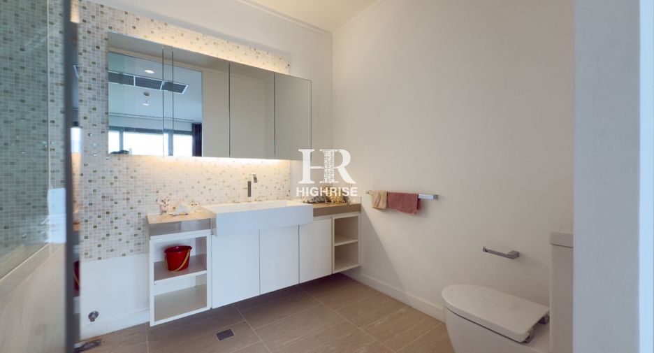 For sale 2 bedrooms condo in North Pattaya, Pattaya