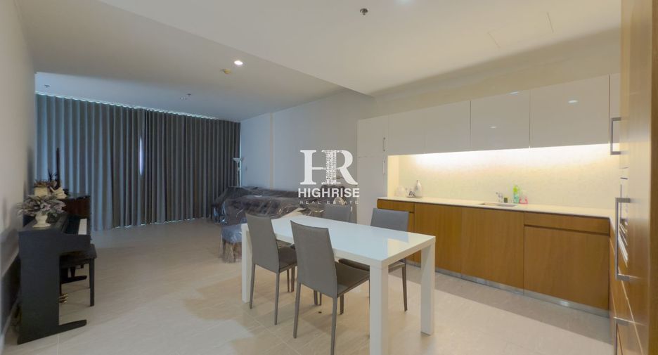 For sale 2 bedrooms condo in North Pattaya, Pattaya