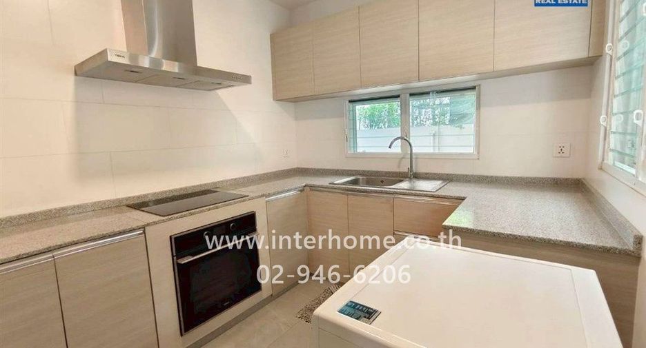 Haus zum Kauf mit 4 Zimmer in Krathum Baen, Samut Sakhon