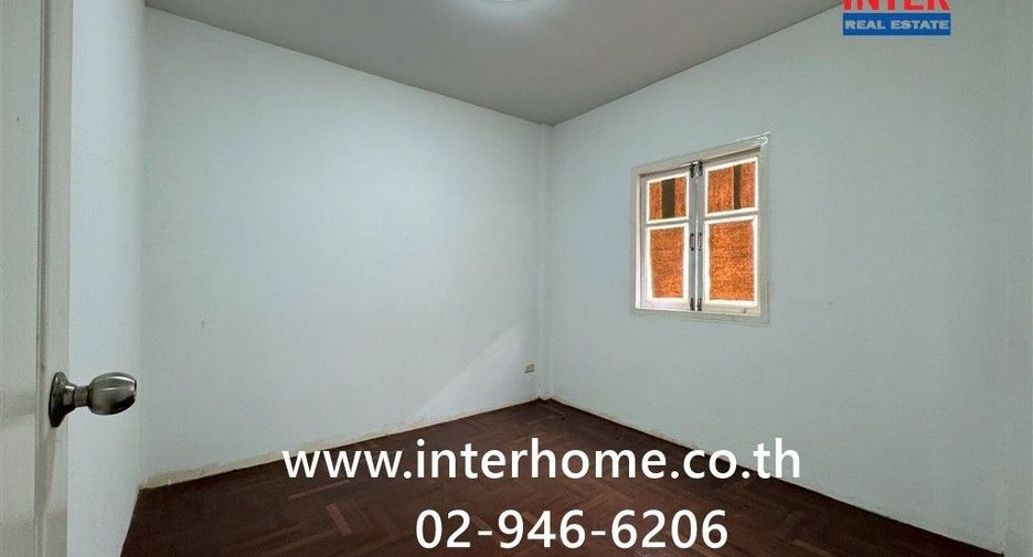 For sale 3 bedrooms townhouse in Thanyaburi, Pathum Thani