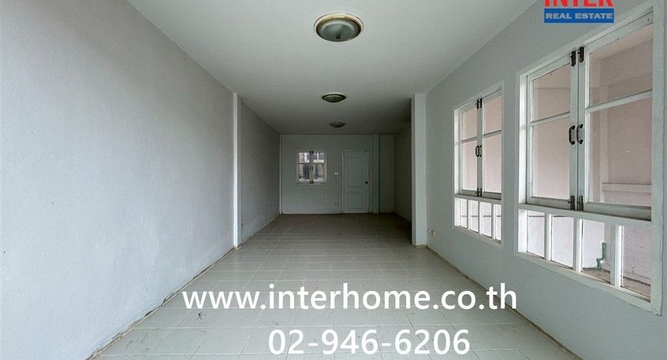 For sale 3 bedrooms townhouse in Thanyaburi, Pathum Thani