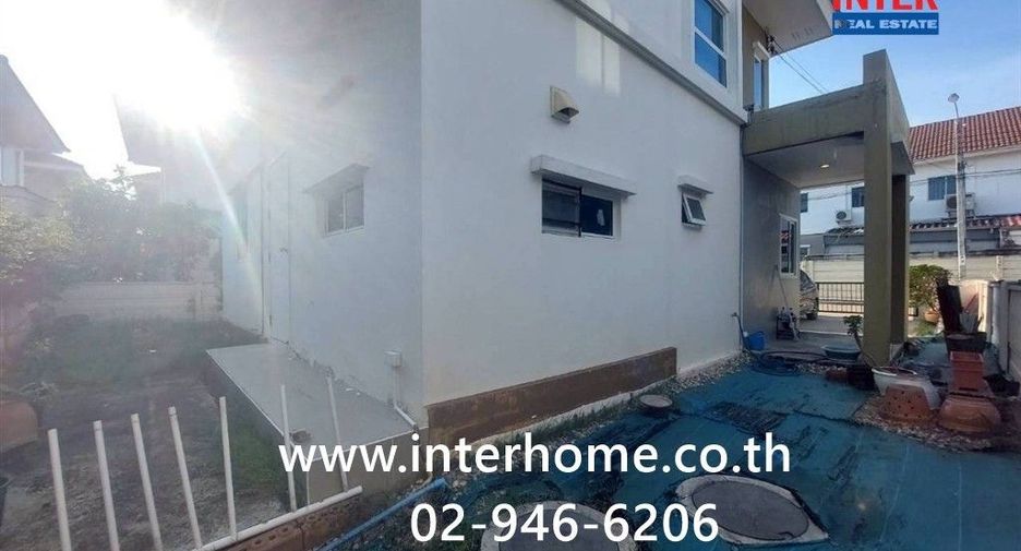Casa en venta de 4 habitaciones en Bang Sao Thong, Samut Prakan
