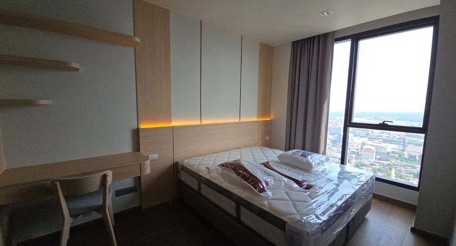For rent 1 bed condo in Phra Khanong, Bangkok