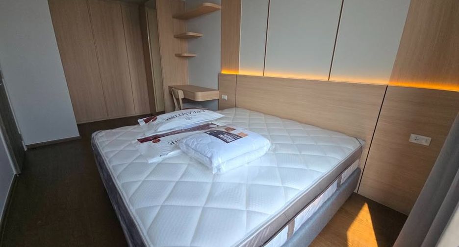 For rent 1 bed condo in Phra Khanong, Bangkok