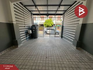 For sale 3 bedrooms townhouse in Mueang Pathum Thani, Pathum Thani