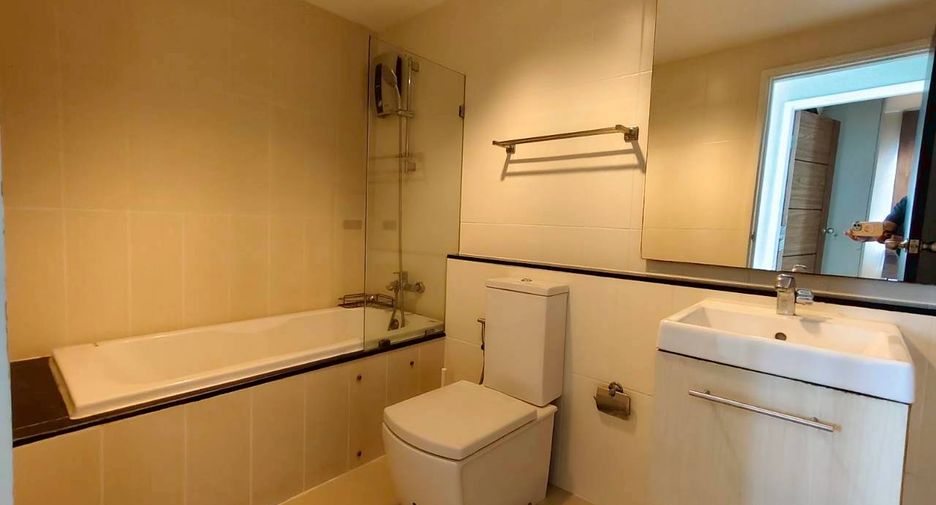For rent and for sale 2 bedrooms condo in Mueang Samut Prakan, Samut Prakan