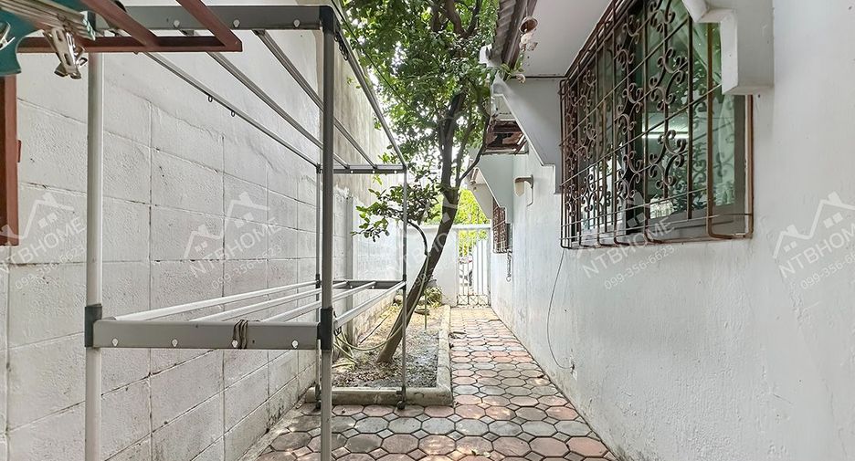 Casa adosada en venta de 2 habitaciones en Mueang Nonthaburi, Nonthaburi