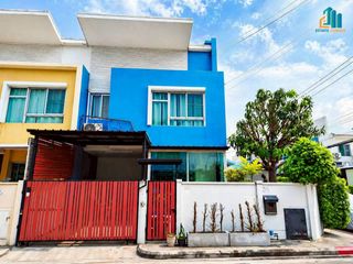 For sale 3 bedrooms townhouse in Khlong Sam Wa, Bangkok