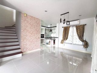 For sale 3 bedrooms townhouse in Khlong Sam Wa, Bangkok