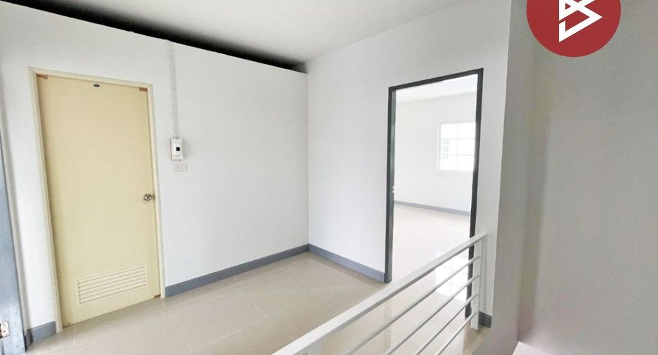 For sale 2 bedrooms townhouse in Mueang Nakhon Pathom, Nakhon Pathom