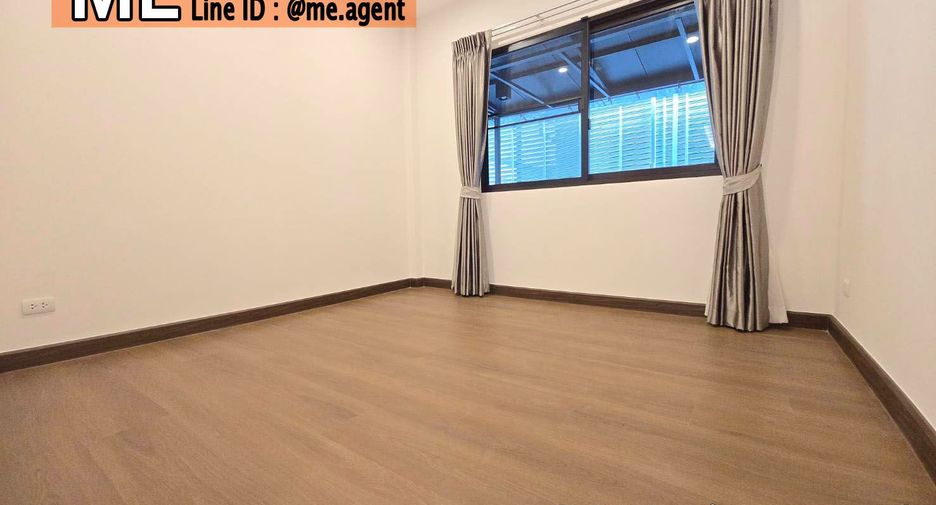 Casa en venta de 4 habitaciones en Prawet, Bangkok
