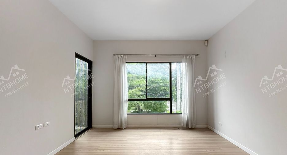 Casa adosada en venta de 4 habitaciones en Bang Bua Thong, Nonthaburi