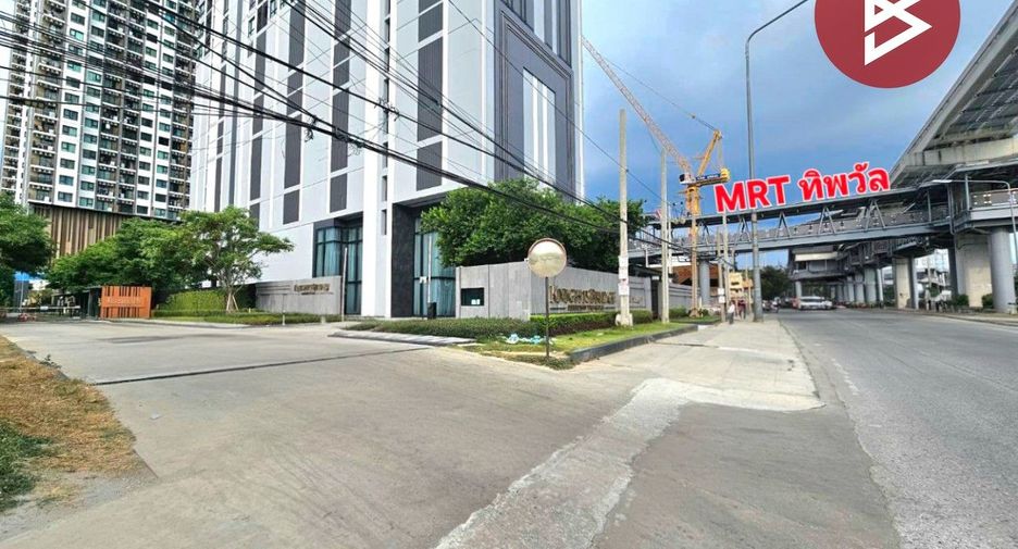 For sale 1 bed condo in Mueang Samut Prakan, Samut Prakan