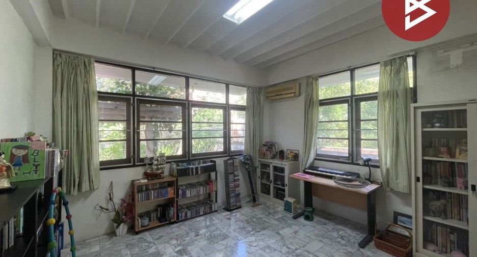 For sale 3 bedrooms house in Bang Na, Bangkok
