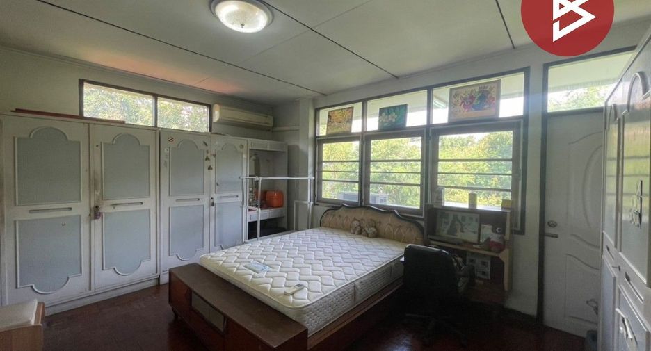 For sale 3 bedrooms house in Bang Na, Bangkok