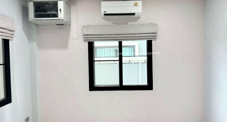 For rent 4 bedrooms house in Si Racha, Chonburi