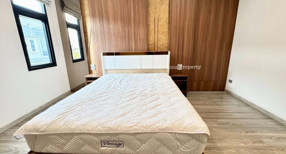 For rent 4 bedrooms house in Si Racha, Chonburi