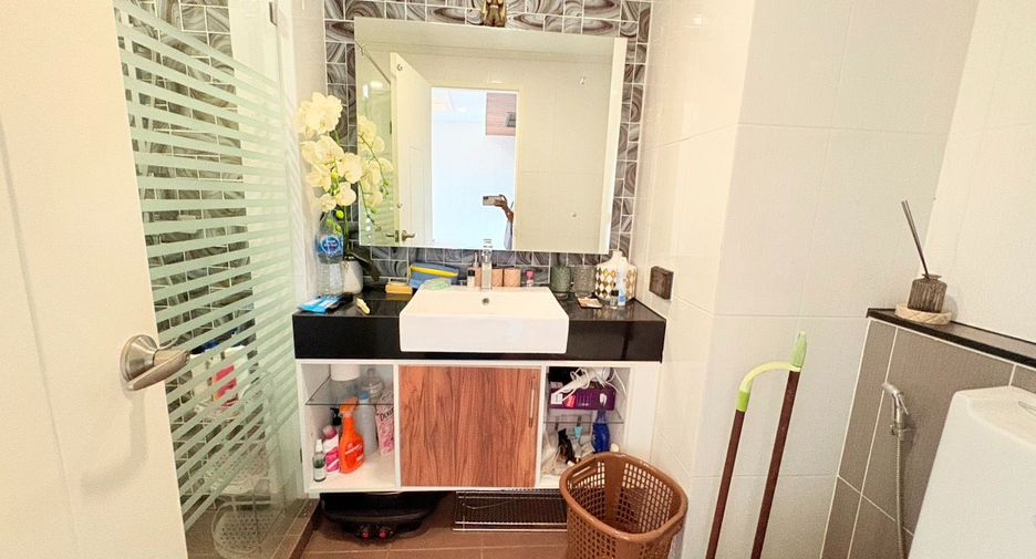 For sale 2 ベッドルーム condo in Jomtien, Pattaya