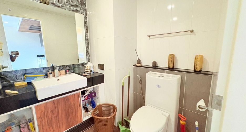 For sale 2 ベッドルーム condo in Jomtien, Pattaya
