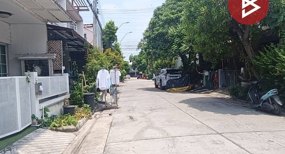 For sale 3 bedrooms townhouse in Bang Phli, Samut Prakan