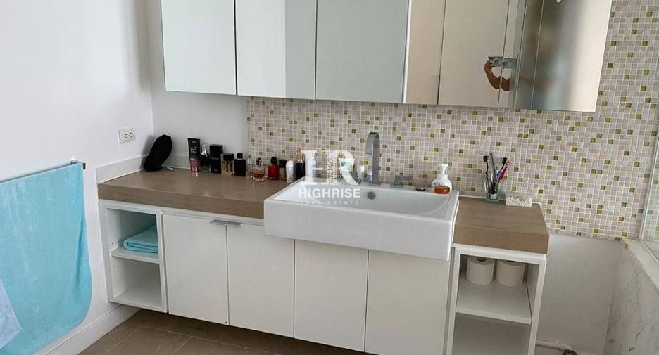 For sale 3 bedrooms condo in North Pattaya, Pattaya