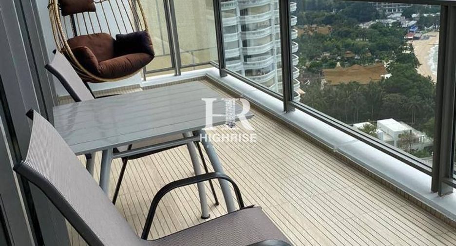For sale 3 bedrooms condo in North Pattaya, Pattaya