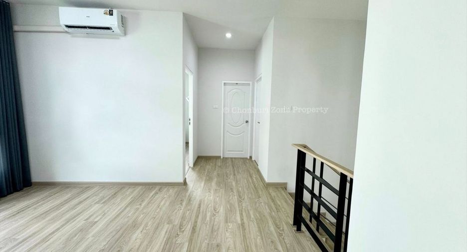 Haus zur Miete mit 3 Zimmer in Si Racha, Chonburi