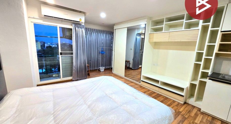 For sale 1 bed condo in Mueang Nakhon Pathom, Nakhon Pathom