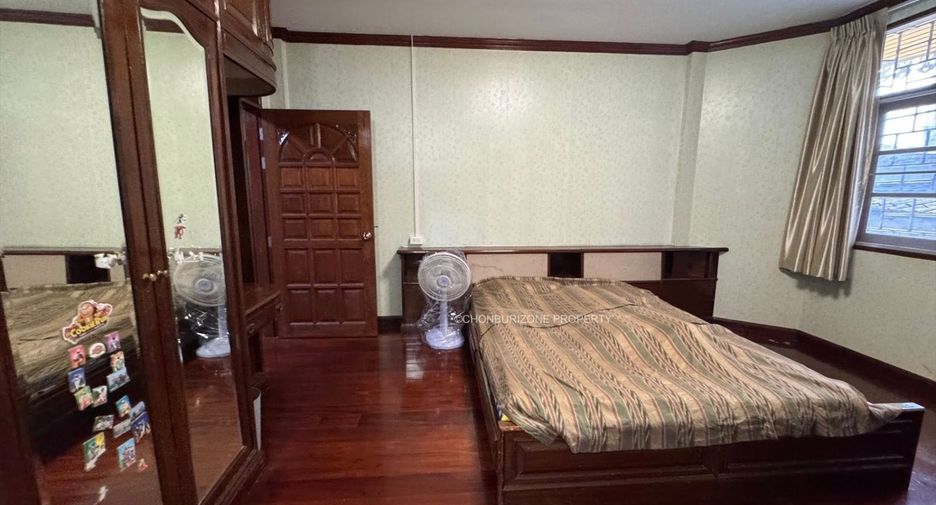 For rent 5 bedrooms house in Si Racha, Chonburi