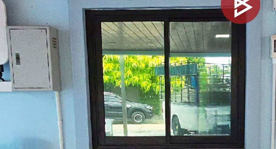 出售 4 卧室 独立屋 在 Mueang Samut Sakhon, Samut Sakhon