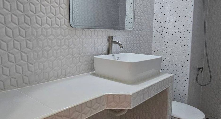 For sale 1 bed condo in Pak Kret, Nonthaburi