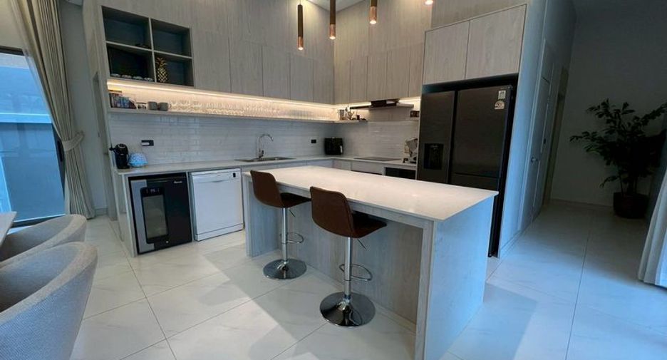 Haus zur Miete und zum Kauf mit 4 Zimmer in East Pattaya, Pattaya