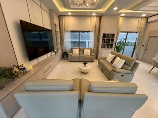 Haus zur Miete und zum Kauf mit 4 Zimmer in Bang Lamung, Chonburi