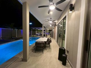 Haus zur Miete und zum Kauf mit 4 Zimmer in Bang Lamung, Chonburi