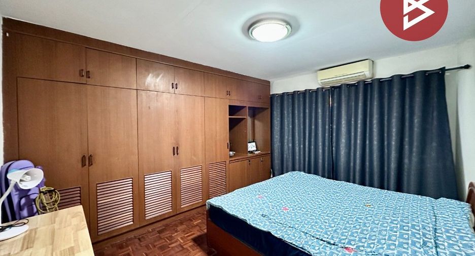 出售 2 卧室 联排别墅 在 Mueang Chon Buri, Chon Buri