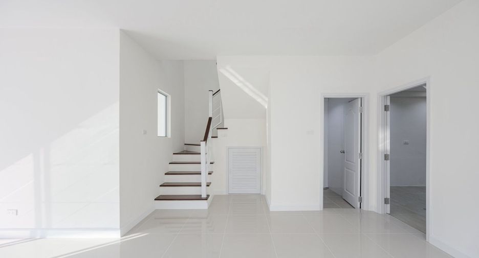 Casa adosada en venta de 3 habitaciones en Mueang Nonthaburi, Nonthaburi